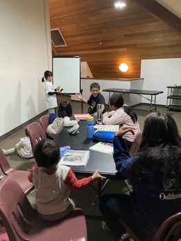 Bible-seminar-photo-7233-1.jpg