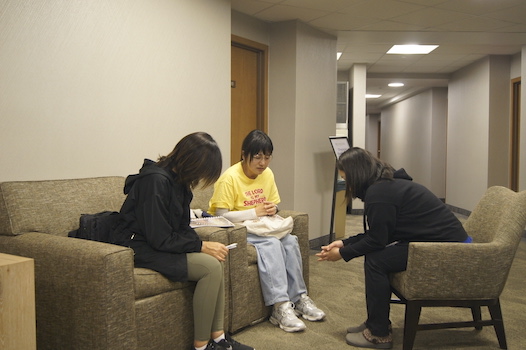 Bible-seminar-photo-8689-1.jpg