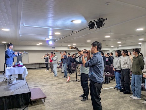 Bible-seminar-photo-20251231_042417392.MP