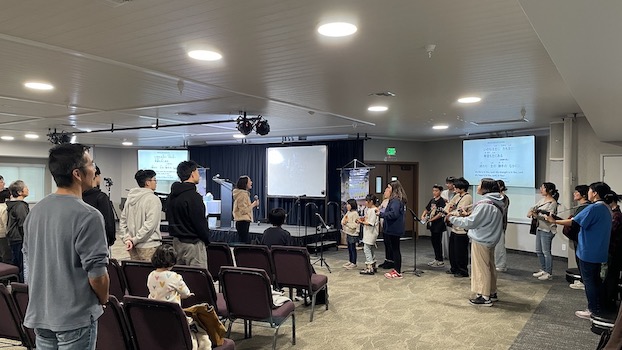 Bible-seminar-photo-7955